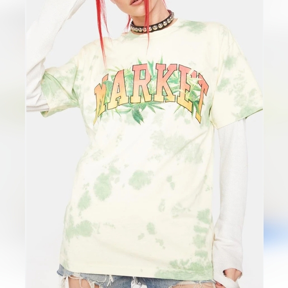 Market herbal remedy tee - Picture 2 of 10